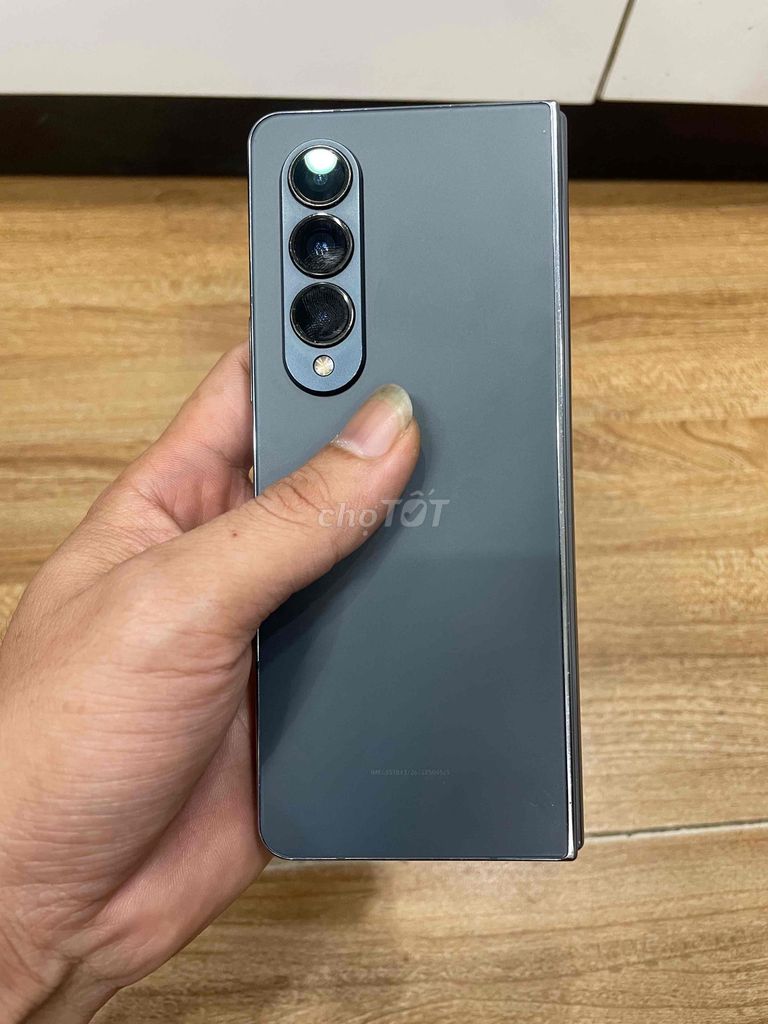 Samsung Z Fold 4 256GB Xám. Mua bán Điện thoại tại Quận Cầu Giấy Hà Nội được đăng bởi nguyễn trung tân hình 1