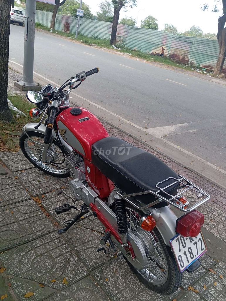 Honda DT-67 2023 Đỏ bạc. Mua bán Xe máy tại Huyện Hóc Môn Tp Hồ Chí Minh được đăng bởi Tuấn hình 7