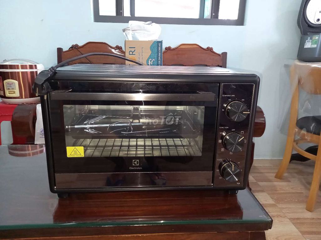 cần bán lò nướng nhãn hiệu Electrolux. Mua bán Bếp, lò, đồ điện nhà bếp tại Thành phố Bà Rịa Bà Rịa - Vũng Tàu được đăng bởi ĐOÀN TUẤN ANH hình 1