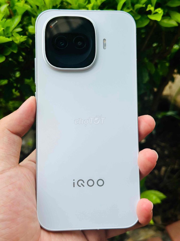 Vivo Iqoo Z11 Turbo Trắng Đẹp. Mua bán Điện thoại tại Quận Hà Đông Hà Nội được đăng bởi DPhone hình 1