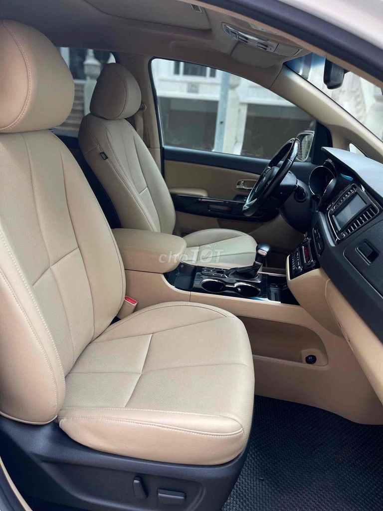 Kia Sedona 2019 2.2 DAT Luxury - 107000 km. Mua bán Ô tô tại Thành phố Thủ Đức Tp Hồ Chí Minh được đăng bởi Văn Dũng hình 11