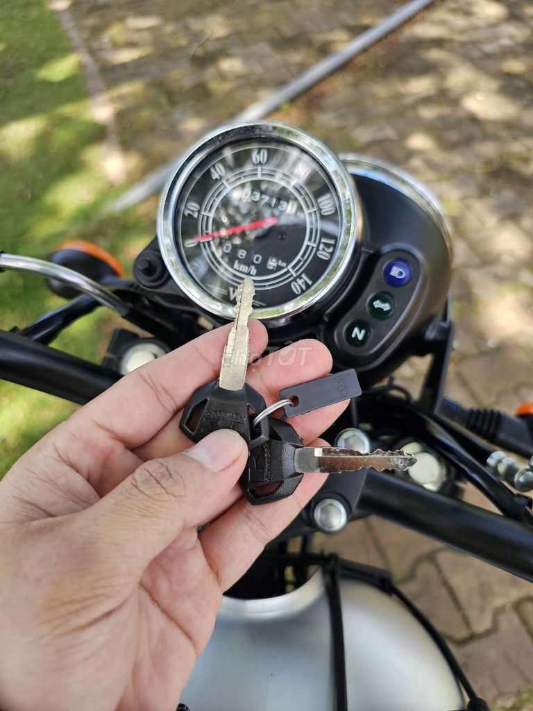 Kawasaki W175 ( nhập Thái ) lướt 3.700km full zin. Mua bán Xe máy tại Huyện Bến Lức Long An được đăng bởi 3M motor hình 9