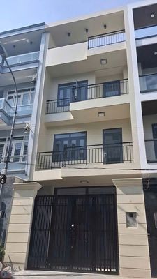 Cần cho thuê nhà HXH 250/6A Bàu Cát P.11 Q.Tân Bình