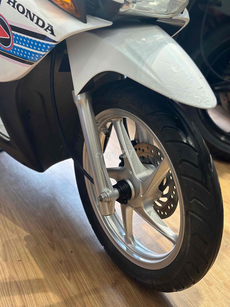 Click 110 biển tp. Mua bán Xe máy tại Quận 8 Tp Hồ Chí Minh được đăng bởi Trung xe hình 6