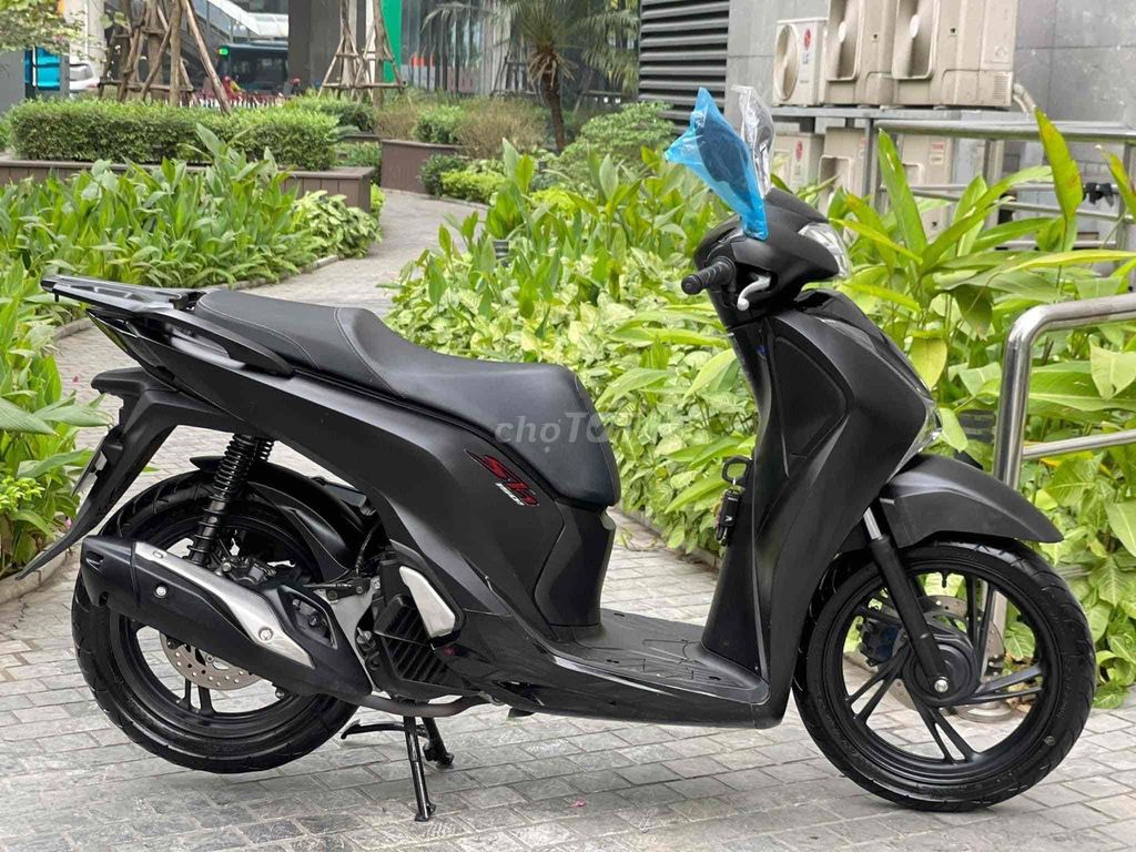 CỰC PHẨM:SH 150 ABS 2019 ĐEN SẦN_SƠN ZIN LỐP ZIN✅