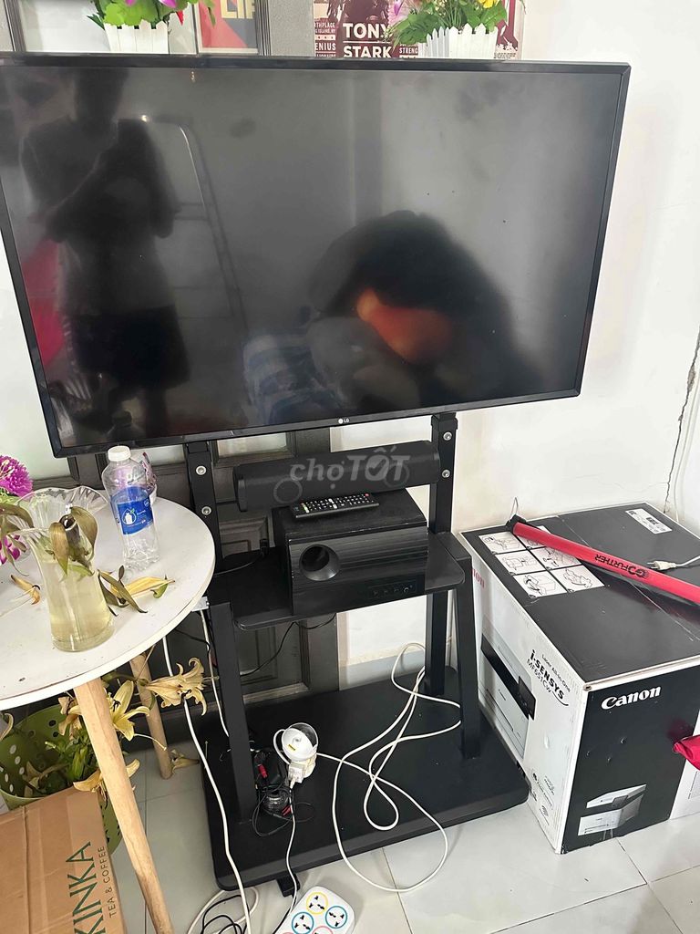 Tivi LG màu Đen. Mua bán Tivi, Âm thanh tại Quận 12 Tp Hồ Chí Minh được đăng bởi hoàng hình 1