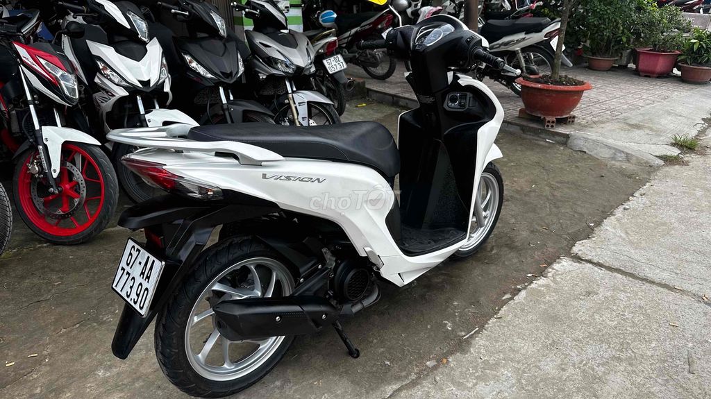 Honda Vision 2023 trắng đen ( hỗ trợ góp ). Mua bán Xe máy tại Huyện Chợ Mới An Giang được đăng bởi Cửa hàng xe Thiên Phước 2 hình 7