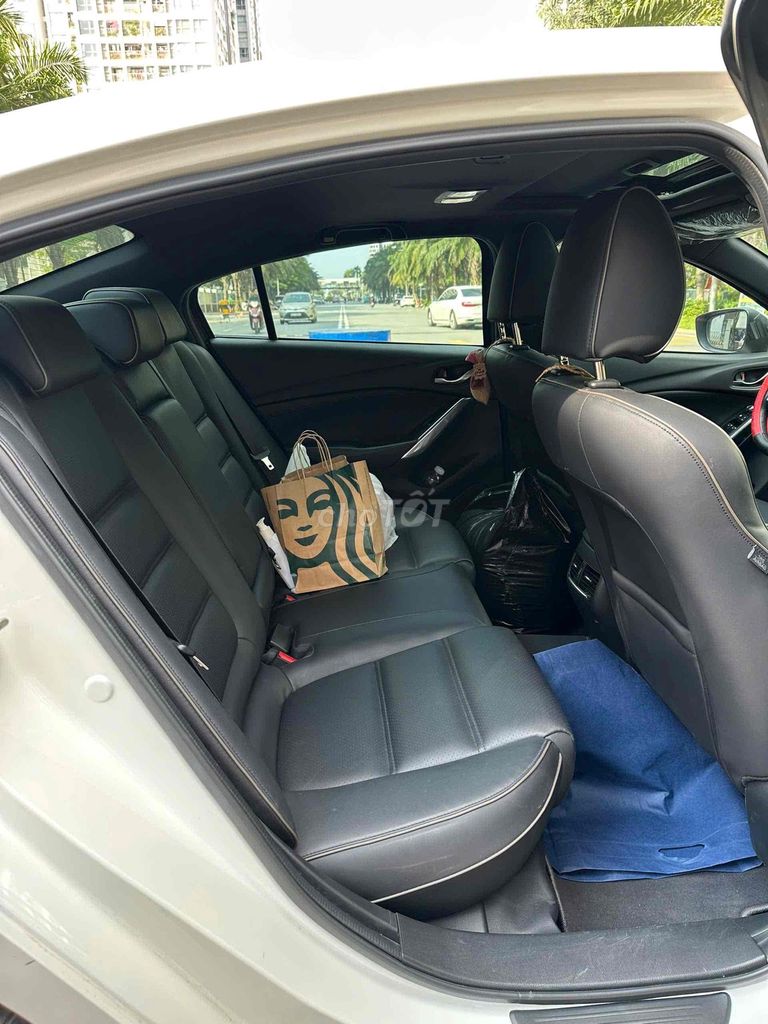 Mazda 6 bản 2.5 Premium odo 18.000km. Mua bán Ô tô tại Quận Long Biên Hà Nội được đăng bởi Bùi Đình Thông hình 18