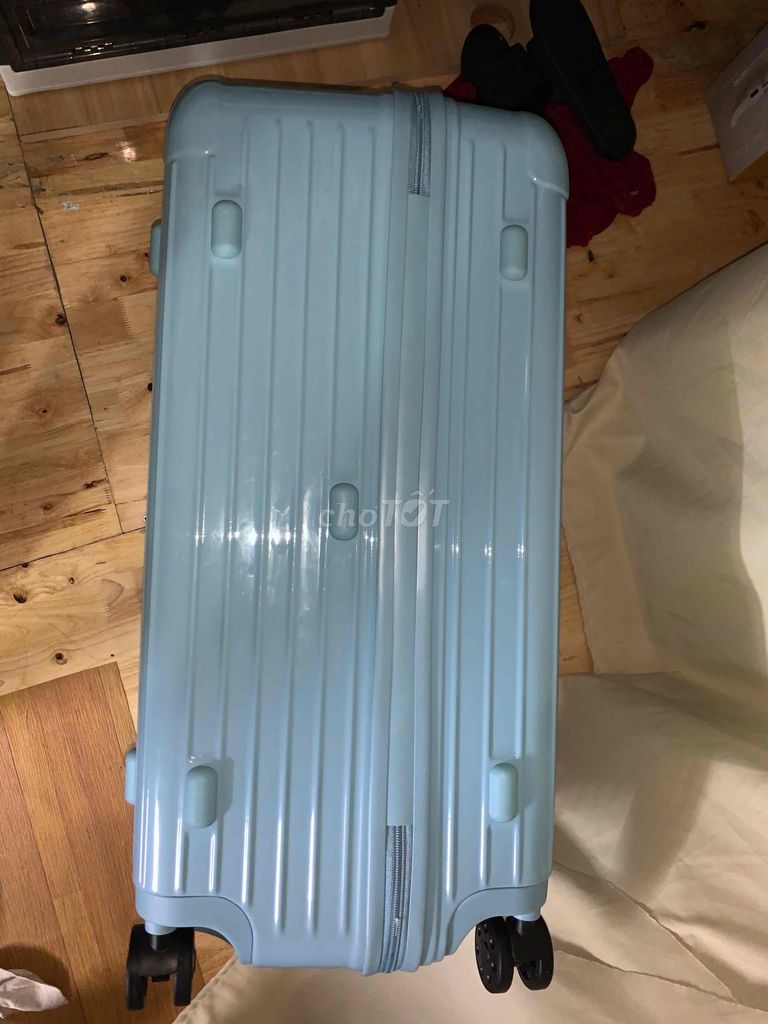 Thanh lý Vali to 32inch đã qua sử dụng 2 lần