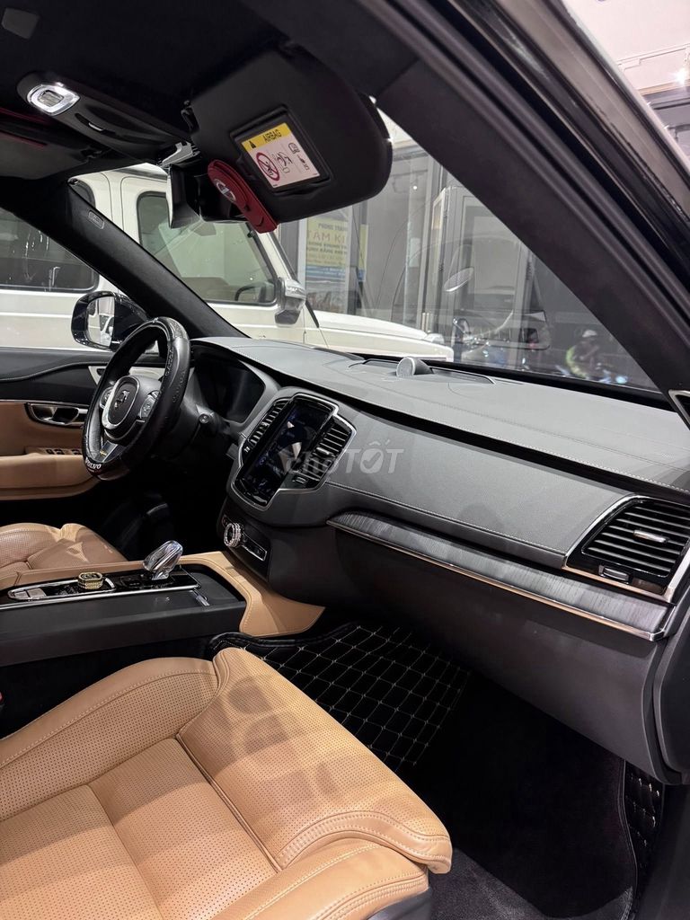 Volvo XC90 T8 AWD Recharge IIsncription 2022. Mua bán Ô tô tại Quận Gò Vấp Tp Hồ Chí Minh được đăng bởi Sĩ Minh hình 12