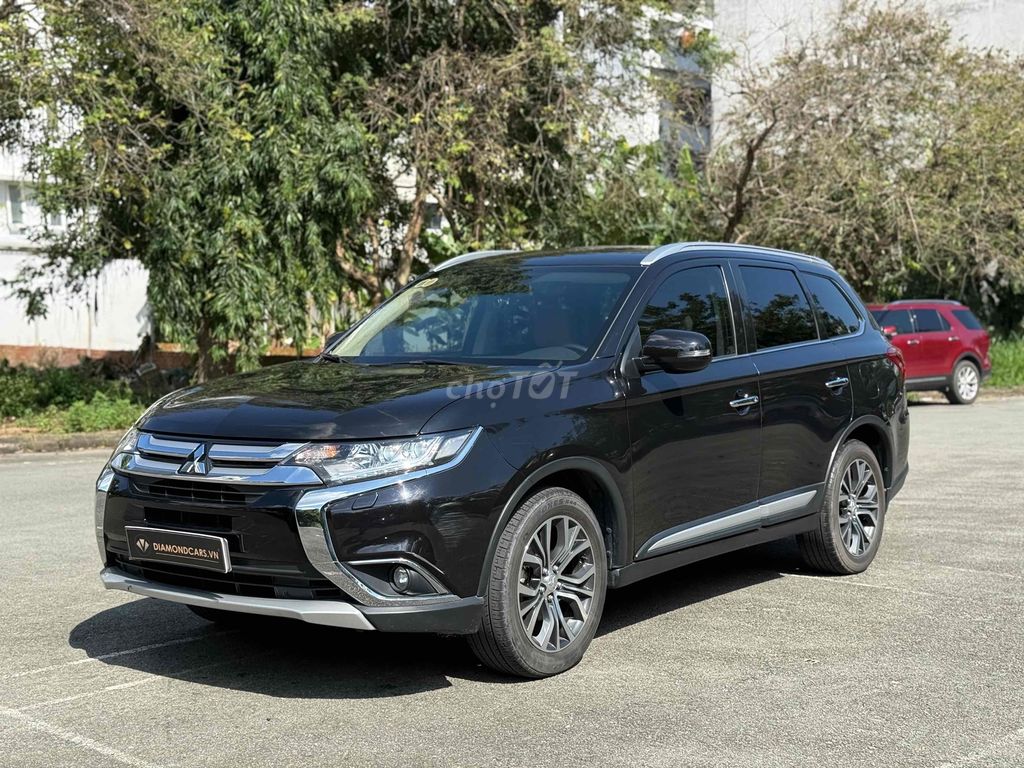 Outlander 2018 Premium Đi Ít. Mua bán Ô tô tại Thành phố Thủ Đức Tp Hồ Chí Minh được đăng bởi Lê Nhường hình 2