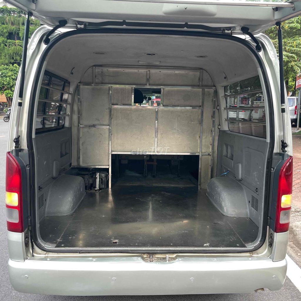 Toyota Hiace 2008 tải van 5 chỗ Super Wagon 2.7. Mua bán Ô tô tại Quận Cầu Giấy Hà Nội được đăng bởi Tô Văn Tiến hình 13