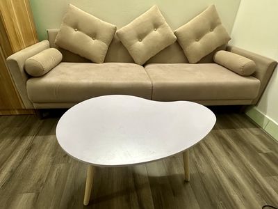 Ghế sofa nỉ , màu kem , kích thước 2m2 x 0.8m. Mua bán Bàn ghế tại Quận Hoàng Mai Hà Nội được đăng bởi Hiền