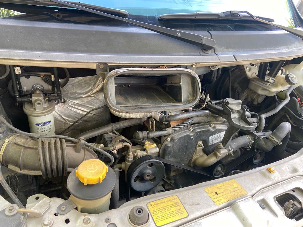 Ford Transit 2017 Luxury - 57940 km. Mua bán Ô tô tại Thành phố Thủ Đức Tp Hồ Chí Minh được đăng bởi Quý Lê hình 10