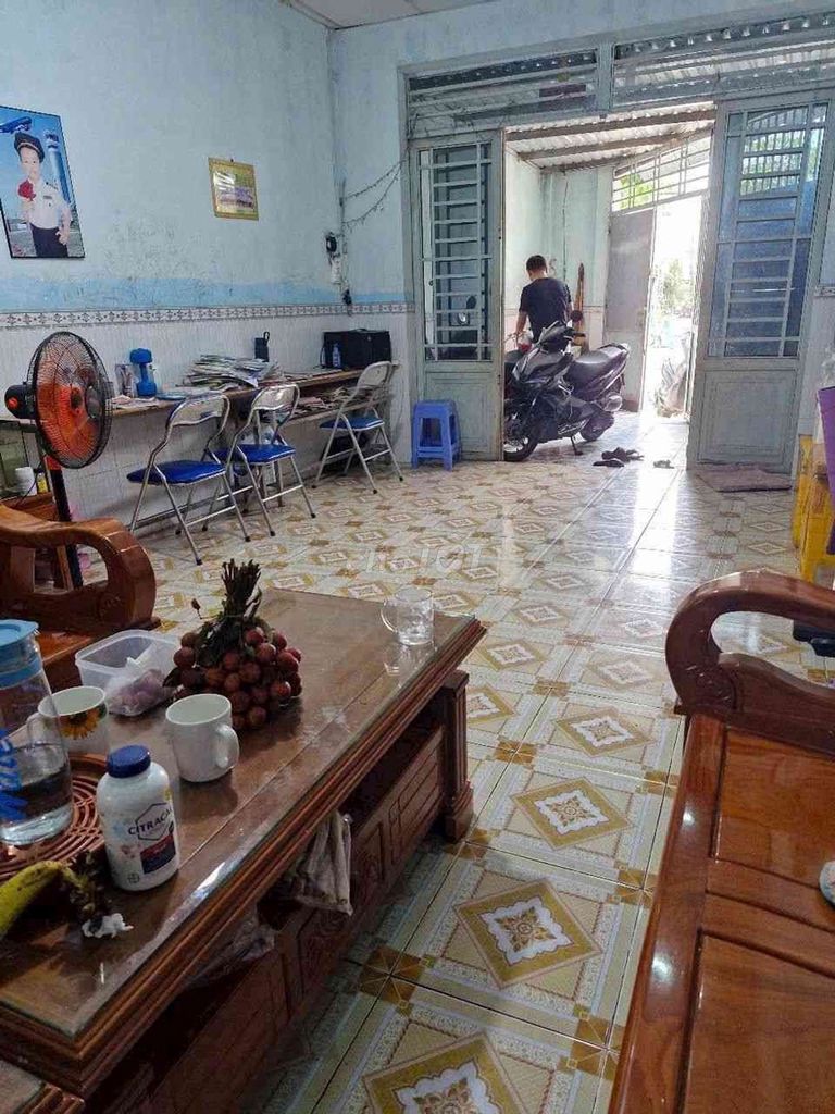 60M2, HẼM XE TẢI, NGAY QL1A, PHAN VĂN HỚN, BÀ ĐIỂM