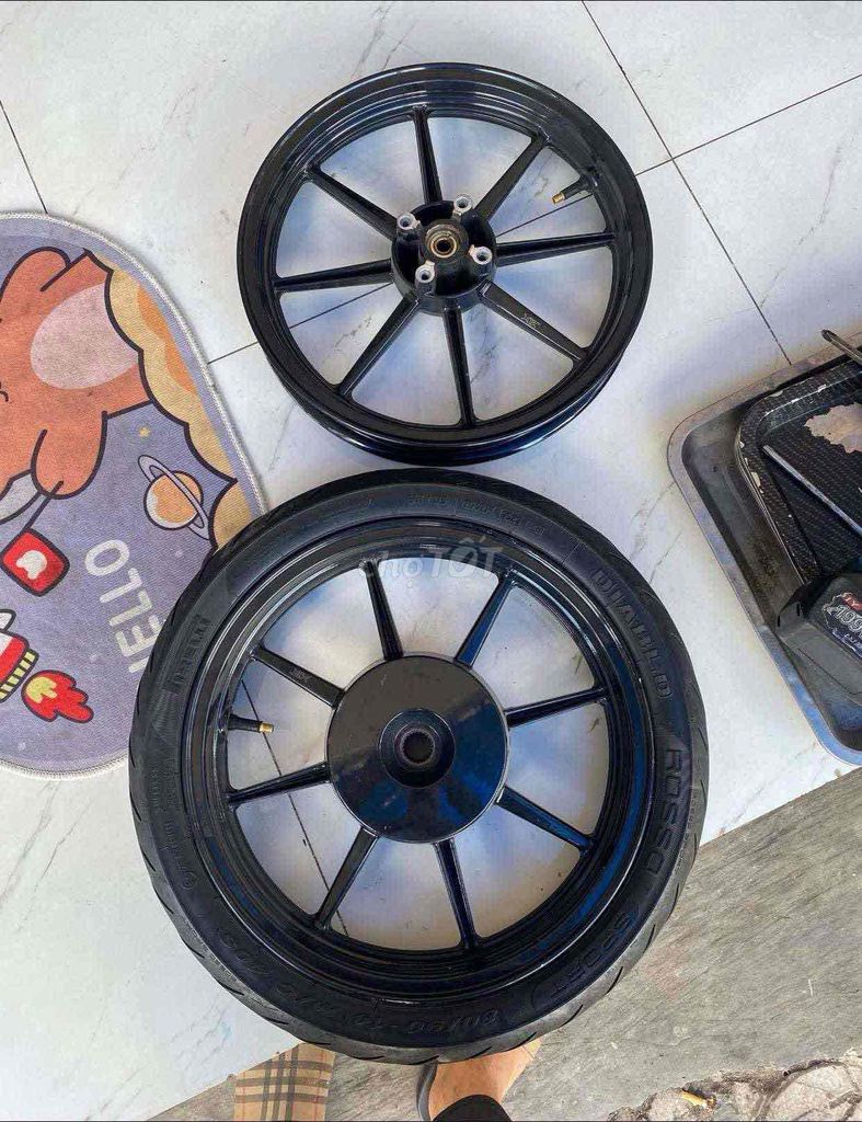 mâm 8 cây x1r. Mua bán Phụ tùng xe tại Thành phố Vĩnh Long Vĩnh Long được đăng bởi Nguyễn tuấn hình 1