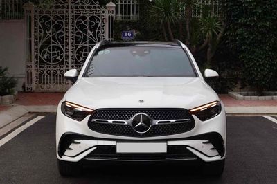 Mercedes Benz GLC 300 4matic ALL New 1 chủ 2024. Mua bán Ô tô tại Quận 8 Tp Hồ Chí Minh được đăng bởi Khoa nguyễn