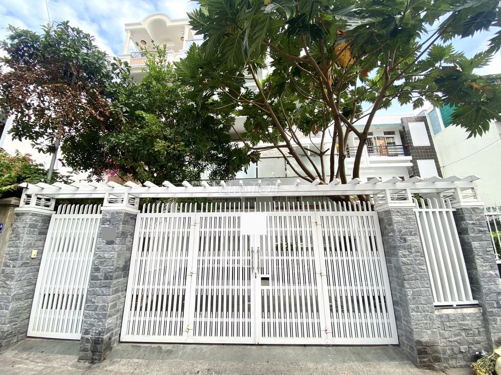 CHO THUÊ BIỆT THỰ 6 PHÒNG GIÁ 25 TRIỆU/THÁNG KHU VỰC VẠN THẮNG