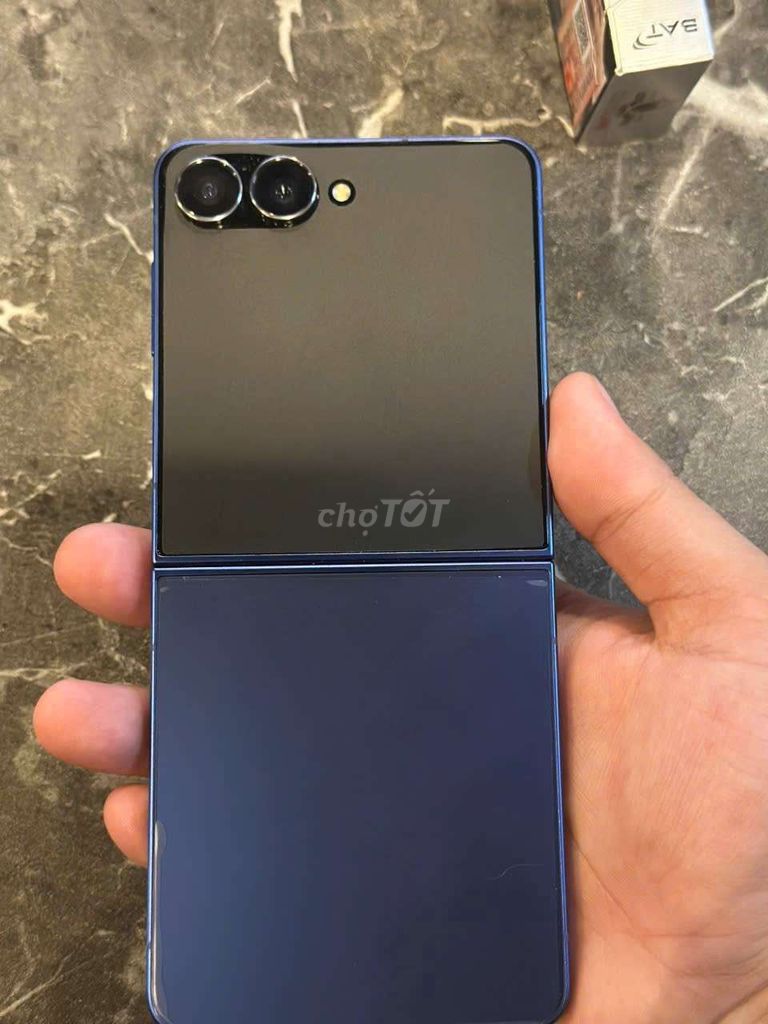 Samsung Z Flip 7 Xanh Còn bảo hành. Mua bán Điện thoại tại Quận Hải Châu Đà Nẵng được đăng bởi Nguyễn Anh Tuấn hình 1