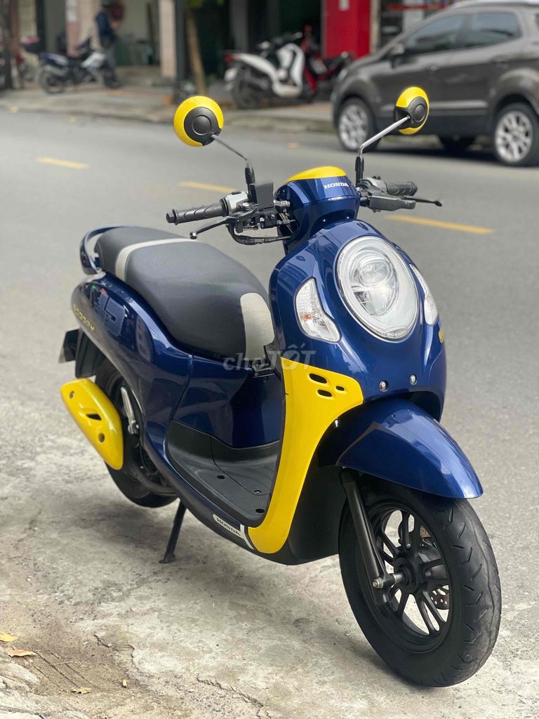 Scoopy 12/2021 nhập thái mẫu hiếm khoá smatkey