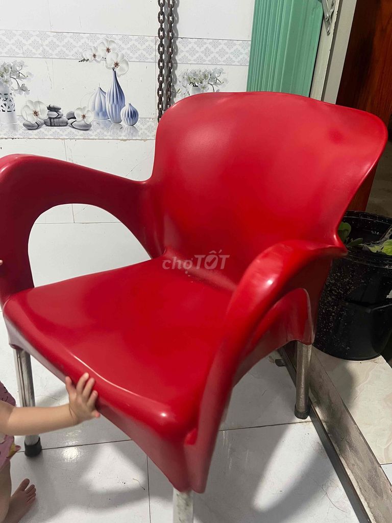 Ghế cafe Đỏ Lớn Đã qua sử dụng. Mua bán Bàn ghế tại Huyện Hóc Môn Tp Hồ Chí Minh được đăng bởi Linh Lee hình 1