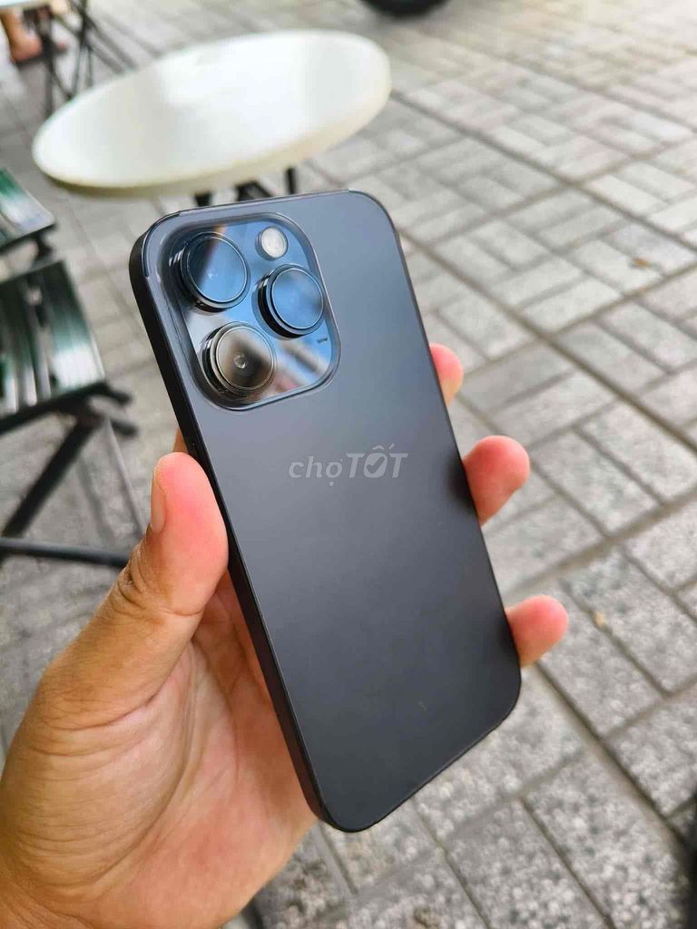 iPhone 14 Pro 128GB Quốc Tế Màn zin Film nhẹ. Mua bán Điện thoại tại Thành phố Long Xuyên An Giang được đăng bởi Hiếu  hình 1