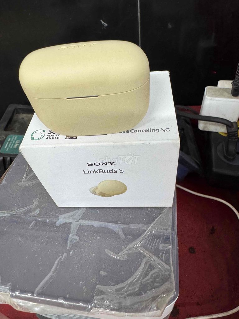 Tai nghe Sony LinkBuds S Vàng kem Mới. Mua bán Thiết bị đeo thông minh tại Quận Thanh Xuân Hà Nội được đăng bởi Dũng hình 1