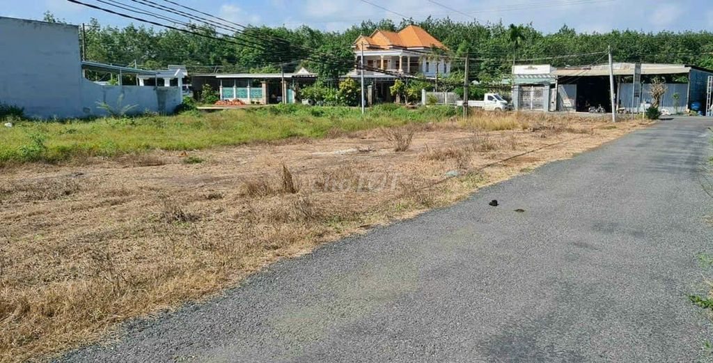 Hơn  1.395m² Giá Chỉ 670 Triệu – Xem Ngay đất BR-VT