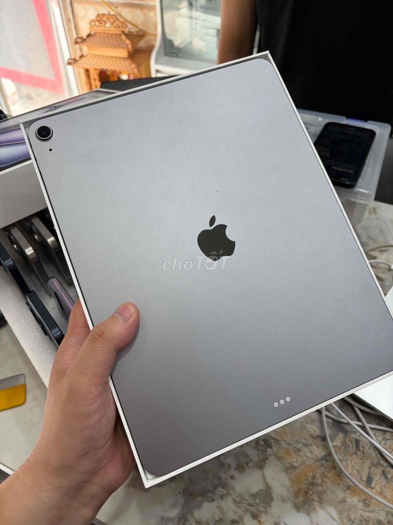 Apple iPad Air M3 13 inch 128GB Xám. Mua bán Máy tính bảng tại Huyện Thanh Trì Hà Nội được đăng bởi Đoàn Xuân Tùng hình 1