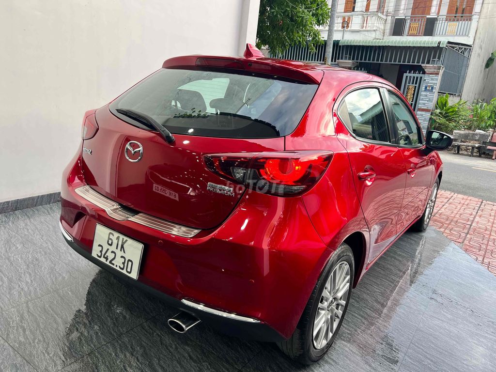 Mazda 2 Sport Premium Rất Đẹp Rất Mới. Mua bán Ô tô tại Thành phố Dĩ An Bình Dương được đăng bởi Hiếu Auto Nghĩa Phát hình 3