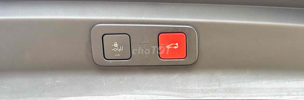 Peugeot 5008 2018-1 chủ từ đầu, bảo dưỡng hãng ful. Mua bán Ô tô tại Thành phố Dĩ An Bình Dương được đăng bởi Dương hình 13