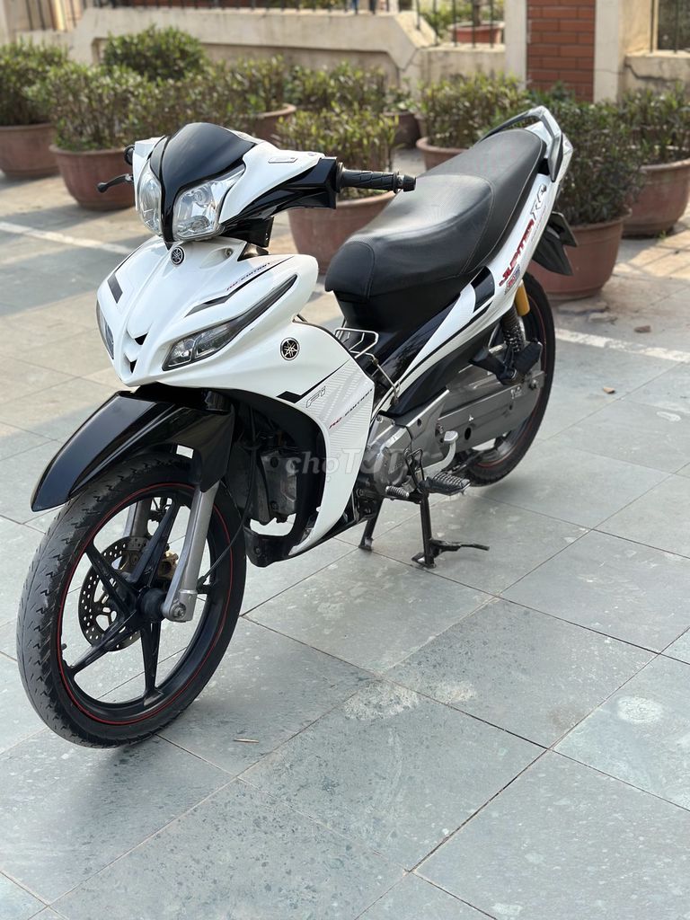 Yamaha Jupiter RC FI 2017 Trắng đen. Mua bán Xe máy tại Quận Bắc Từ Liêm Hà Nội được đăng bởi Hoàng hùng  hình 3