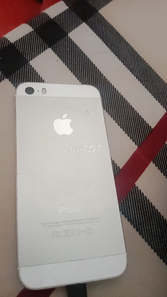 Apple iPhone 5s Bạc. Mua bán Điện thoại tại Thành phố Biên Hòa Đồng Nai được đăng bởi nguyen ngoc hình 1