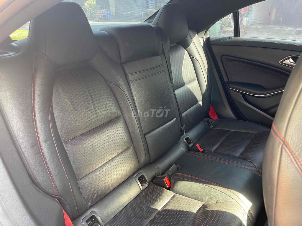 Mercedes Benz CLA 45 AMG sản xuất 2015. Mua bán Ô tô tại Thành phố Thủ Đức Tp Hồ Chí Minh được đăng bởi Nguyễn Lê Hưng hình 15
