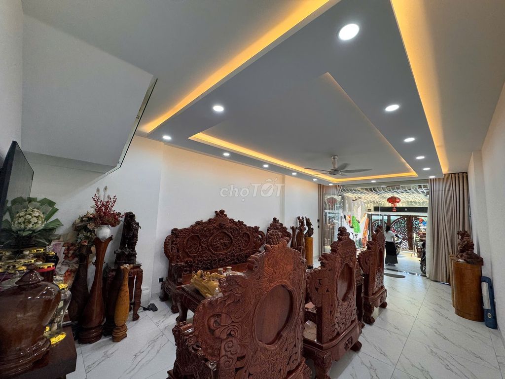 CHO THUÊ NHÀ Ở KINH DOANH CÓ THANG MÁY 4 PHÒNG NGỦ FULL NỘI THẤT KHU