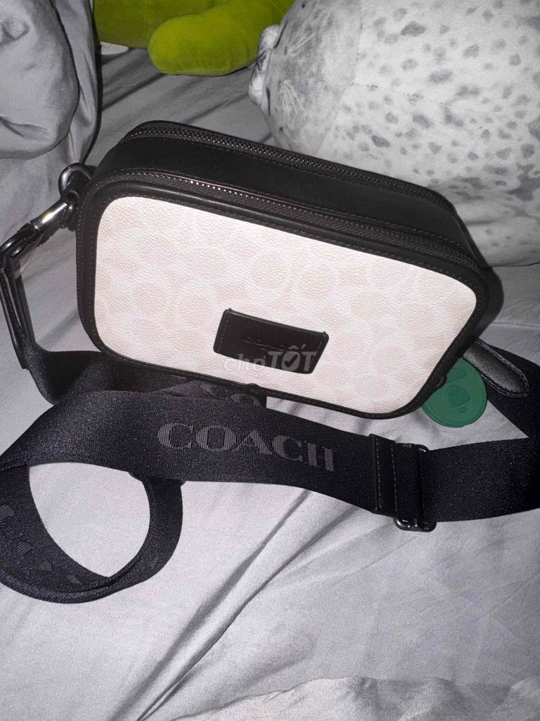 Túi đeo chéo Coach Nam Da. Mua bán Túi xách tại Quận Cẩm Lệ Đà Nẵng được đăng bởi Tên chưa cung cấp hình 1
