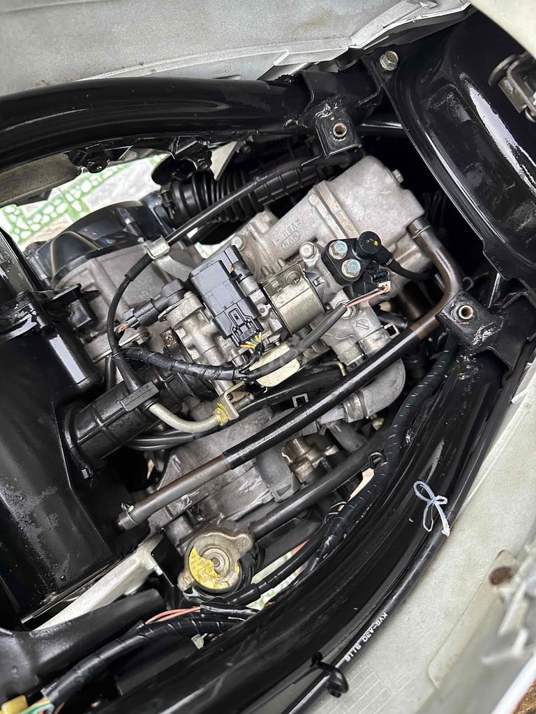 Ab 2010 fi. Mua bán Xe máy tại Huyện Cần Đước Long An được đăng bởi Tú  hình 3