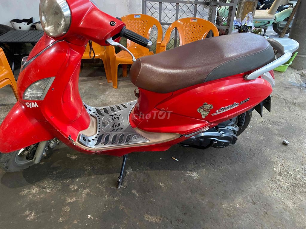 Elizabeth F I. Mua bán Xe máy tại Huyện Thống Nhất Đồng Nai được đăng bởi nguyen dong hình 3