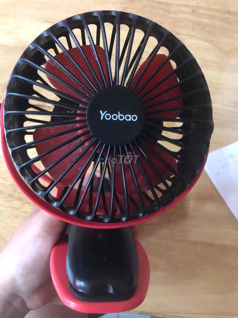 Quạt cầm tay Yoobao Y-F04. Mua bán Quạt tại Quận Ninh Kiều Cần Thơ được đăng bởi Famiesta hình 1