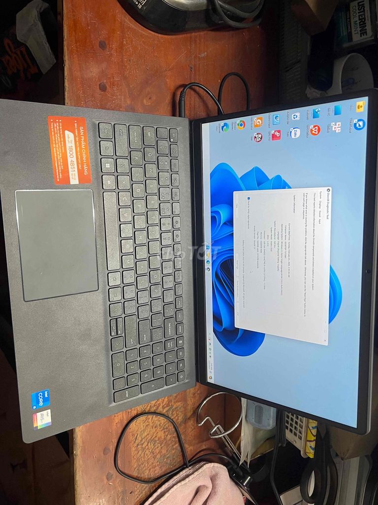 Laptop Dell Vostro 3520 Core i5-1235U like new