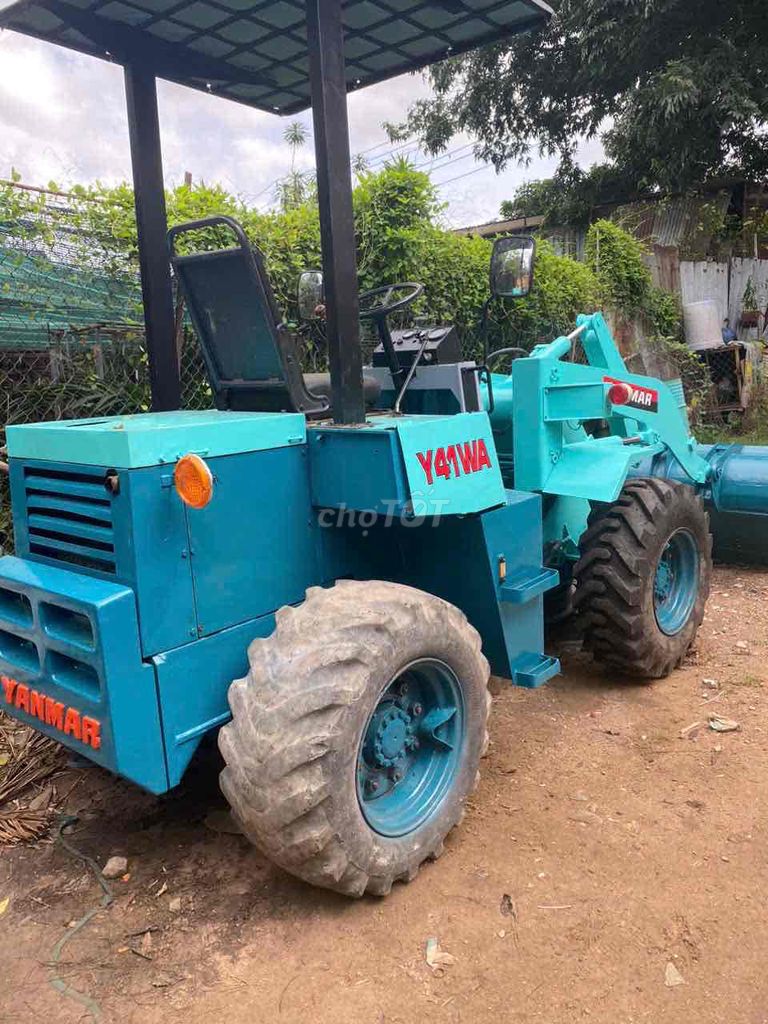 xe xúc lật gàu 6 tấc. Mua bán Phương tiện khác tại Thành phố Thủ Đức Tp Hồ Chí Minh được đăng bởi Tuấn  hình 1