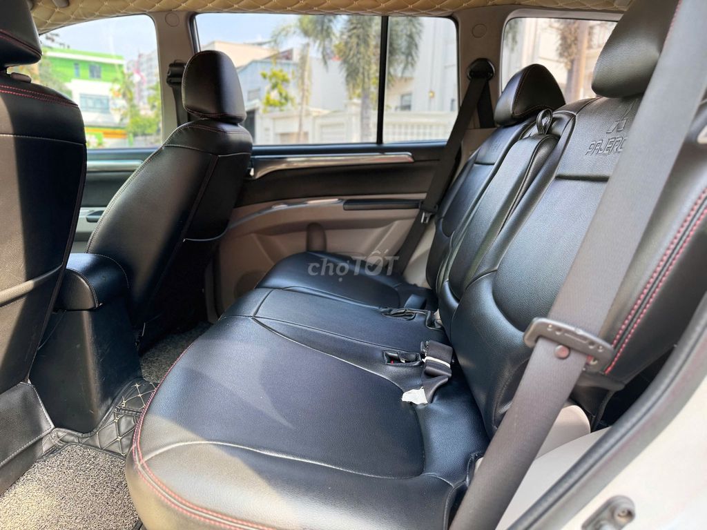 Pajero Sport MT Dầu đk2017 GẦM CAO TỐT. Mua bán Ô tô tại Quận Phú Nhuận Tp Hồ Chí Minh được đăng bởi Mss Diệu Hiền hình 7