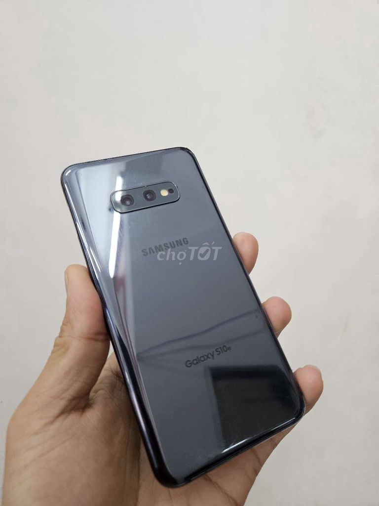 Samsung Galaxy S10e 128GB . Mua bán Điện thoại tại Quận Ba Đình Hà Nội được đăng bởi Hiếu YJ hình 1