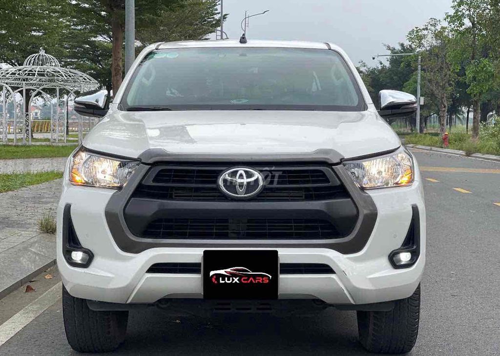 Toyota Hilux 2021 2.4E 4x2 AT - 38000 km. Mua bán Ô tô tại Thành phố Thủ Đức Tp Hồ Chí Minh được đăng bởi LuxCars Siêu Thị Ô Tô Lướt Sài Gòn hình 2