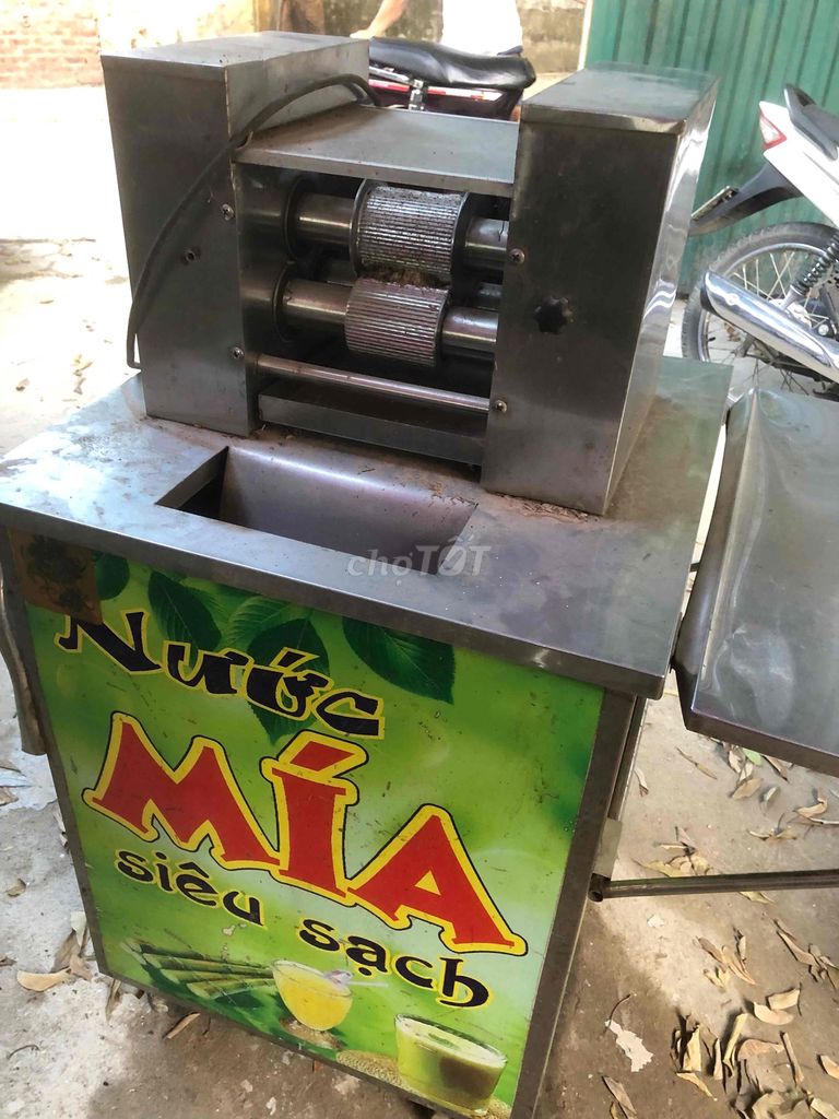 Máy ép nước mía Inox Bạc đã qua sử dụng. Mua bán Đồ chuyên dụng, Giống nuôi trồng tại Quận Tây Hồ Hà Nội được đăng bởi Quang minh hình 1