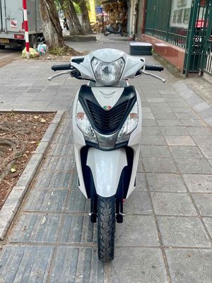 XE MÁY GIÁNG MẠNH - Honda Vision 2020 Trắng Sport. Mua bán Xe máy tại Quận Hai Bà Trưng Hà Nội được đăng bởi Đức Anh