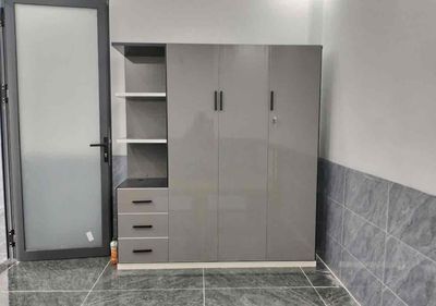 Tủ nhựa 3 cánh 1 kệ màu xám. Mua bán Tủ, kệ gia đình tại Huyện Hóc Môn Tp Hồ Chí Minh được đăng bởi Hong Le