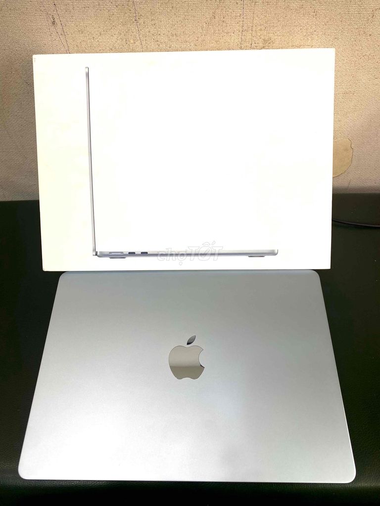 Macbook Air M4 13 inch 16GB/512GB. Mua bán Laptop tại Quận 3 Tp Hồ Chí Minh được đăng bởi Tuấn Nguyễn hình 1