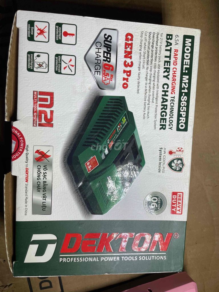 sạc Dekton 6.5A