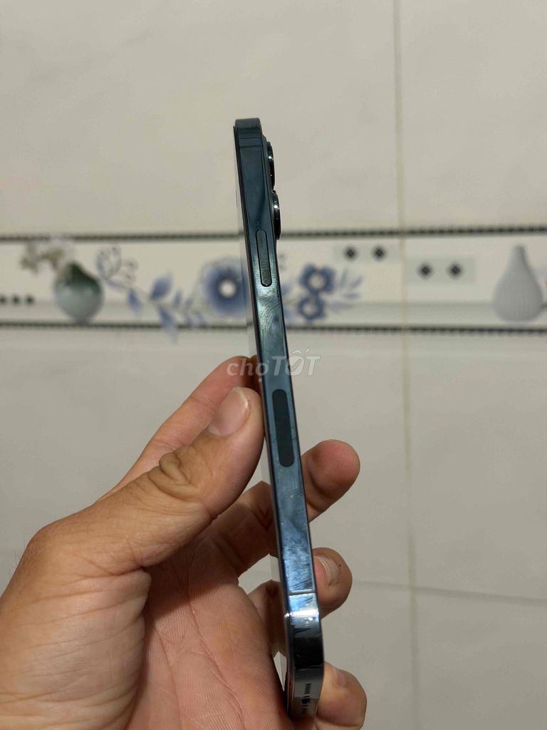 12 pro max 128gp quốc tế mỹ máy zin đẹp pin 96 Máy. Mua bán Điện thoại tại Quận Bình Thuỷ Cần Thơ được đăng bởi Hoàng Nam hình 1
